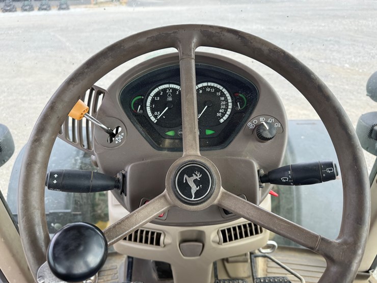 john-deere-7430-image-35