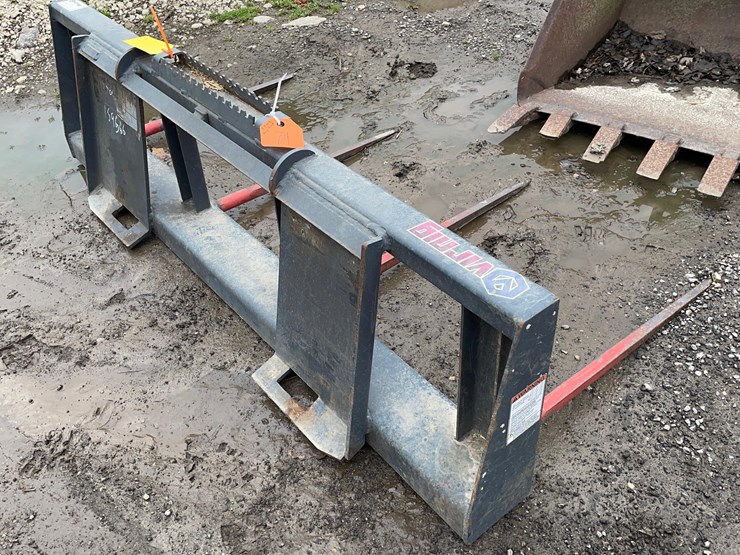 tag-#71,-4-prong-hay-fork-image-8