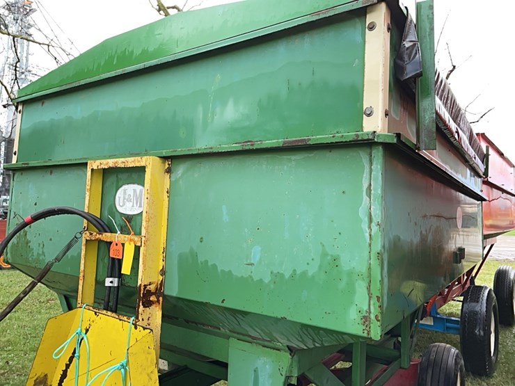 tag-#103,-j&m-wagon-image-12