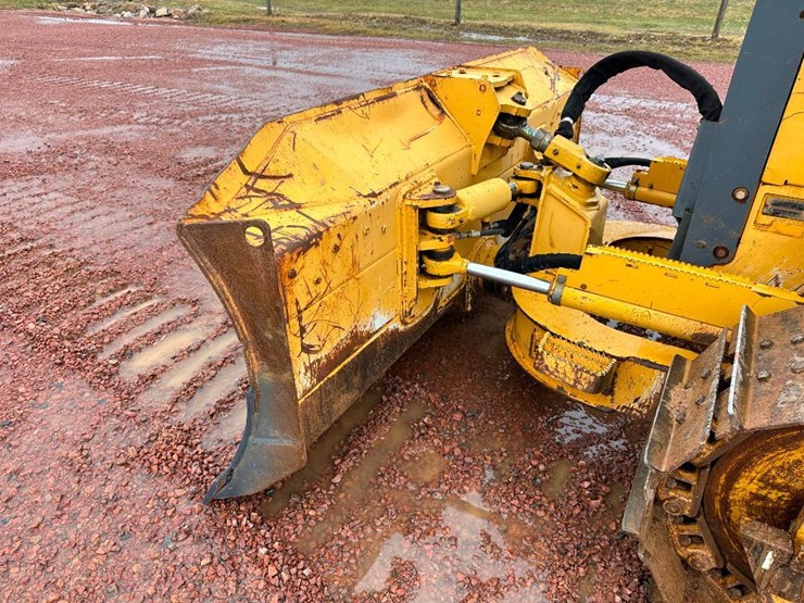 2012-deere-450j-lt-image-37