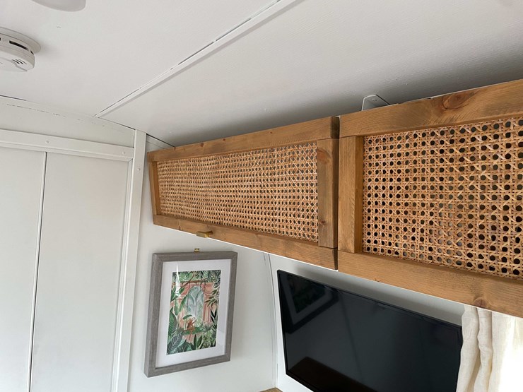 #1435-•-1978-airstream-land-yacht-31'---fully-remodeled,-road-ready-(has-wi-title)-(of)-image-31