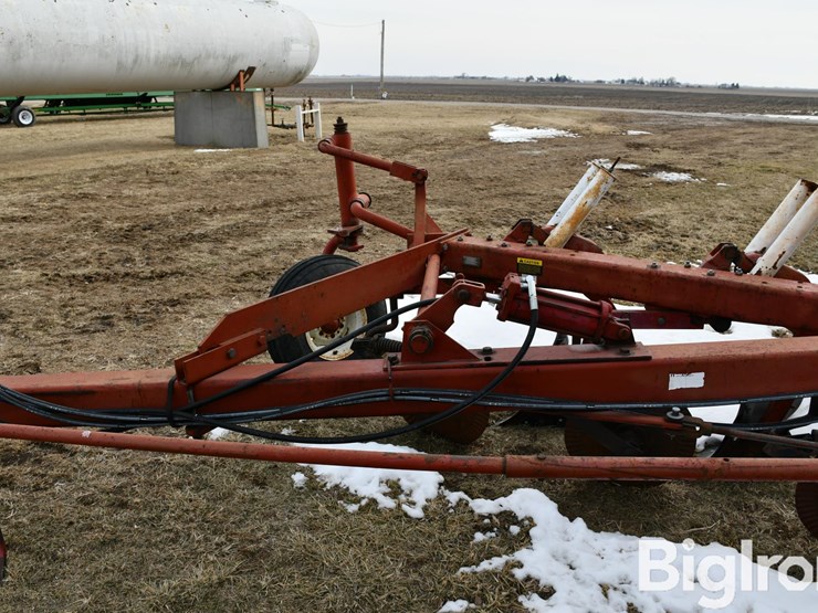 international-720-image-17