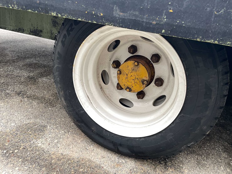 #1434-•-1977-miller-tilt-bed-trailer-(has-wi-title)-(of)-image-15