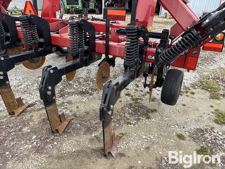 case-ih-2500-image-20