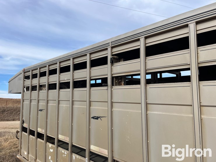 2006-titan-trailer-image-12