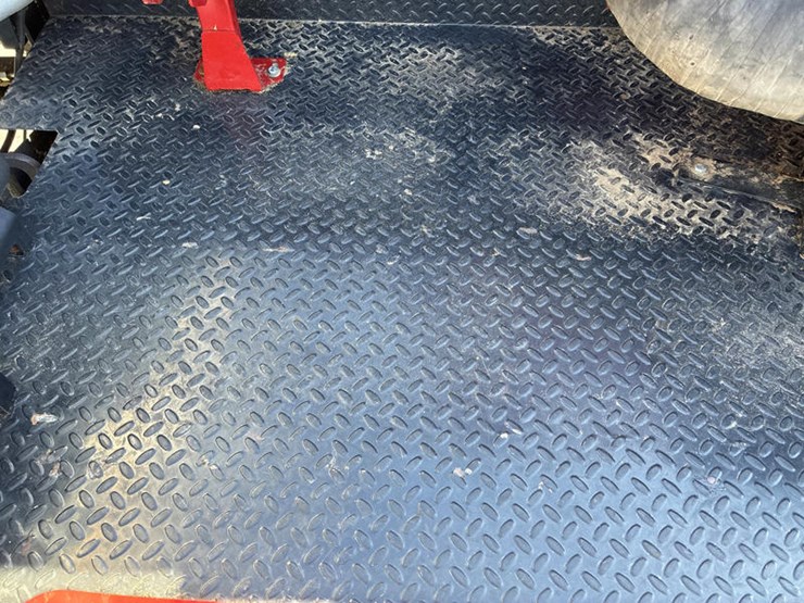 2012-case-ih-8230-image-84