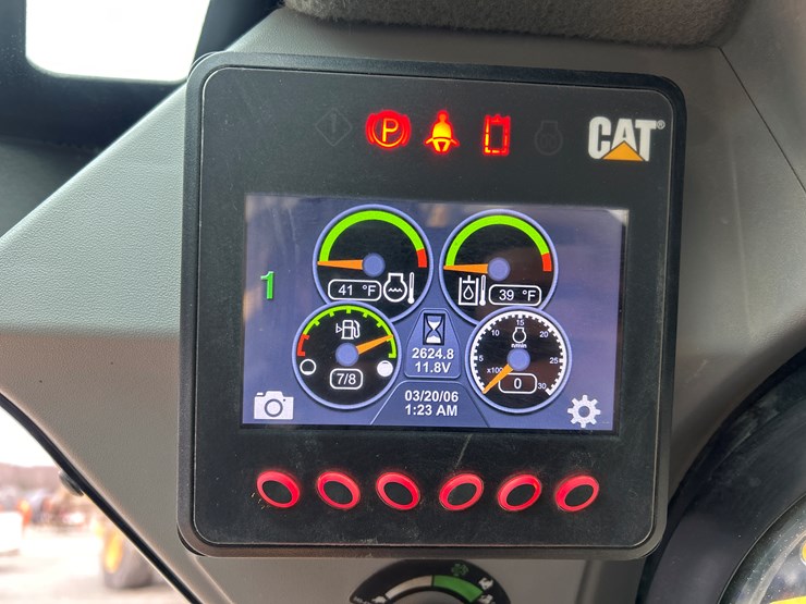 caterpillar-246d3-image-52