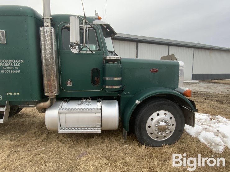 1989-peterbilt-379-image-10