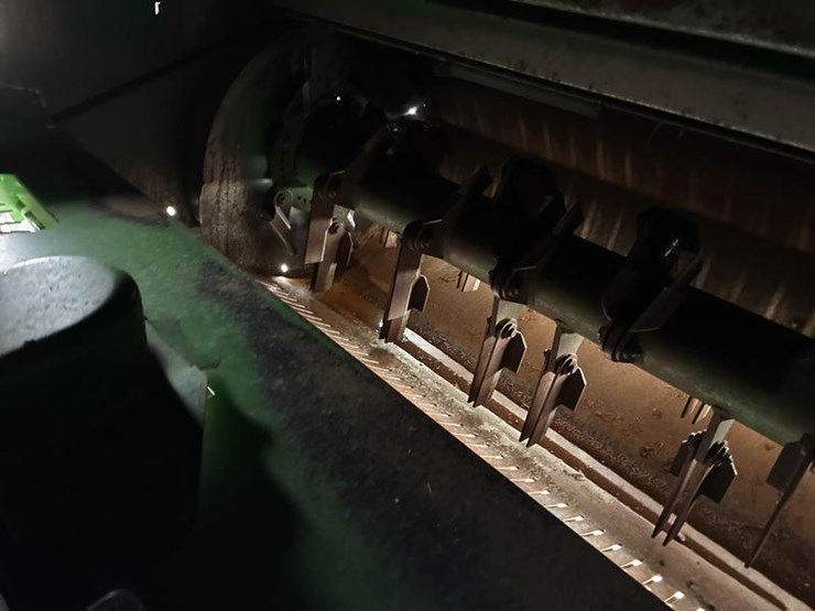 2014-john-deere-s660-image-56