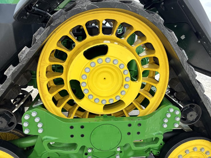 2024-john-deere-8rx-410-image-76
