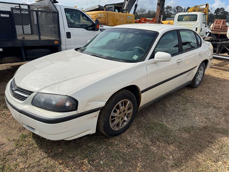 2003-chevrolet-impala-image-1