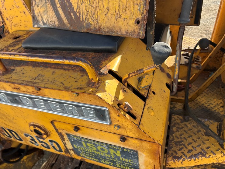 john-deere-350-image-48