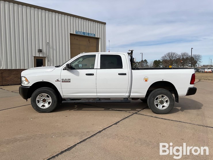 2017-dodge-2500-image-8