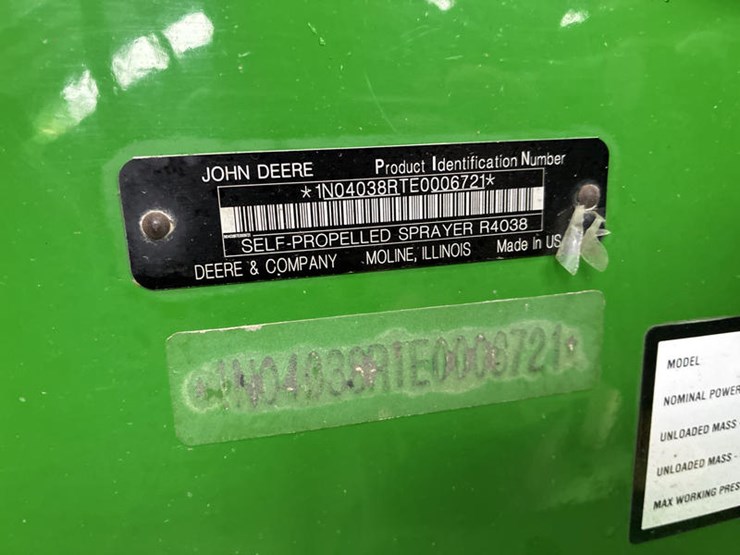 2015-john-deere-r4038-image-2
