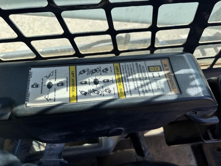 2018-bobcat-s550-image-23