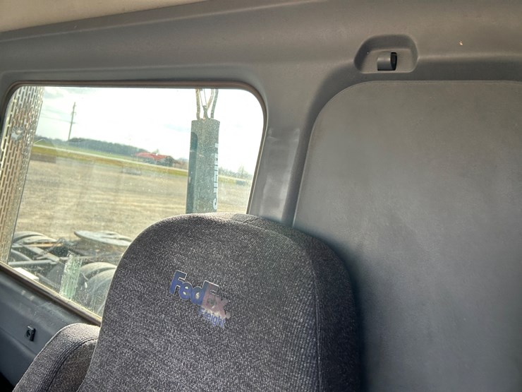 2016-peterbilt-579-image-63