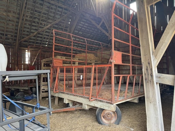 k&k-16'-bale-rack-&-gear-image-1