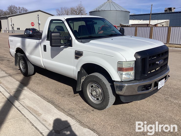 2010-ford-f250-xl-image-3