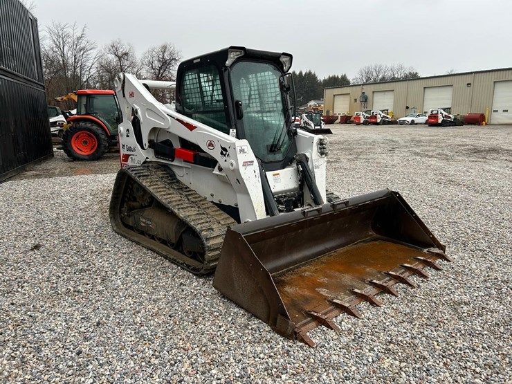2023-bobcat-t870-image-6