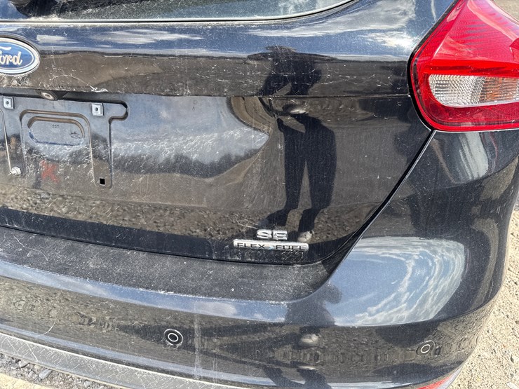 #35101-•-2016-ford-focus-hatch-back-1fadp3k28gl230543-inv#-35101-image-8