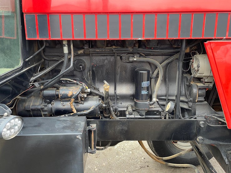 tag-#56,-1979-case-2290-tractor-image-20