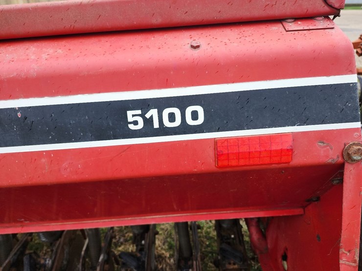 tag-#149,-ih-500-grain-drill-image-8