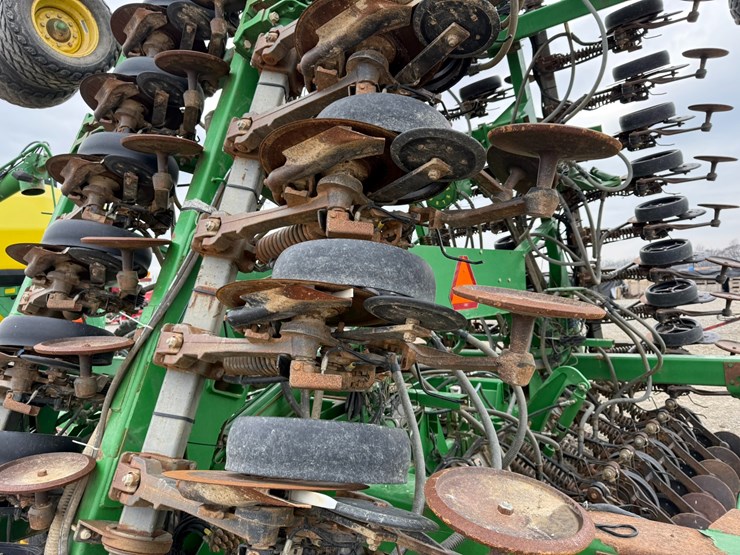 john-deere-1890-image-21