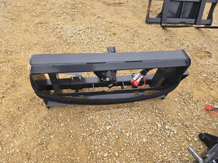 #8091-•-new-landhonor-skid-steer-3pt-hitch-adapter-image-3