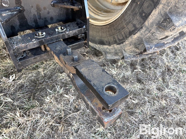 2015-new-holland-t7.210-image-10