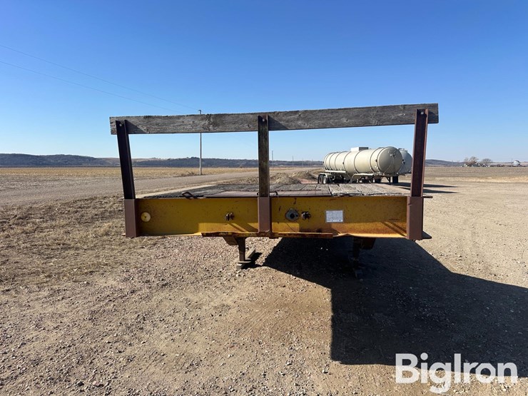 1977-king-load-image-2