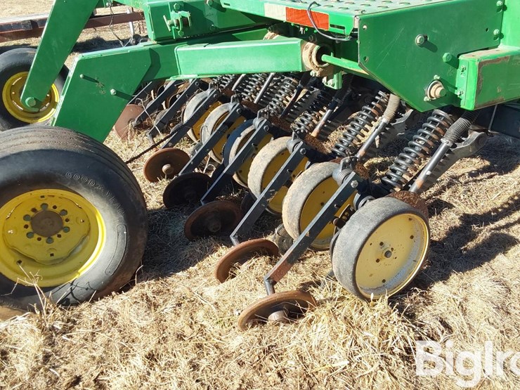 john-deere-750-image-16