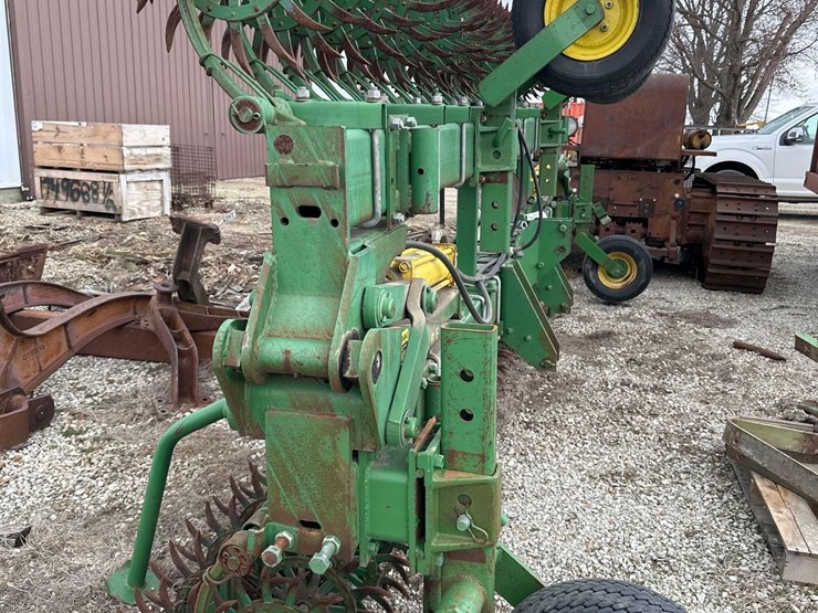 john-deere-400-image-2