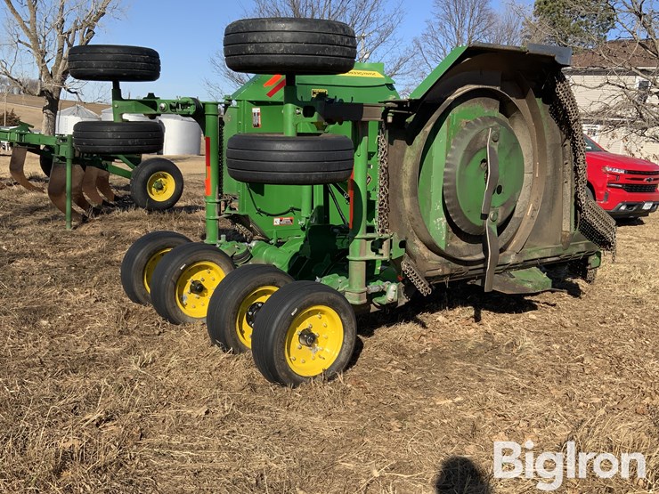 2023-john-deere-fc15r-image-5