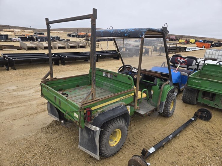 john-deere-gator-image-8