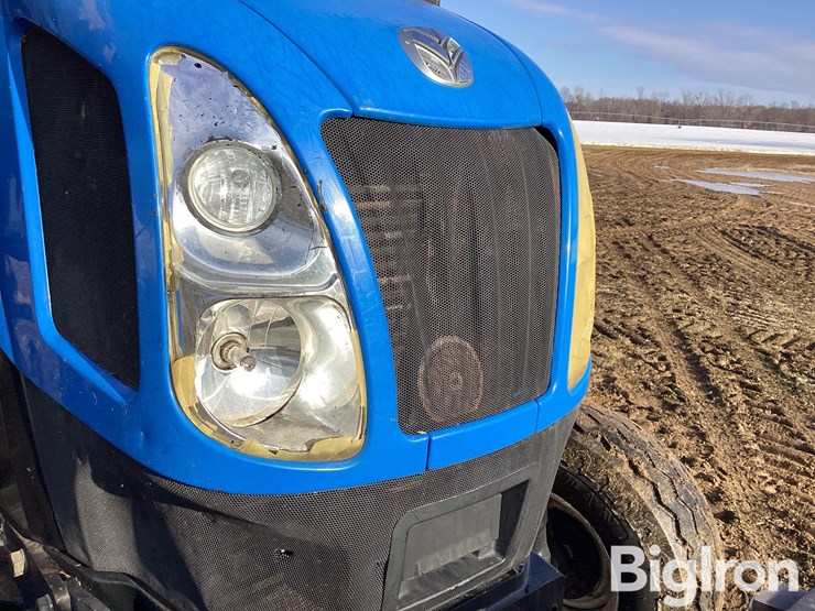 2004-new-holland-ts115a-image-13