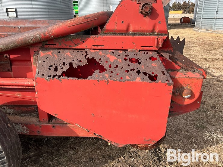 new-holland-791-image-18