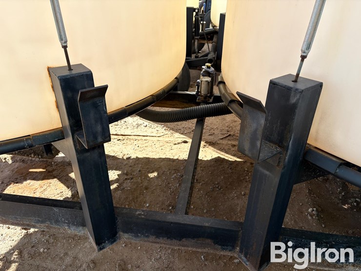 wylie-9000-gallon-triple-cone-nurse-tank-trailer-image-17