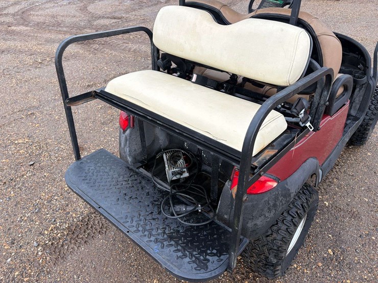 48v-club-car-golf-cart-w/-charger-image-15