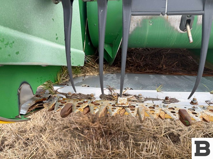 john-deere-635f-image-30