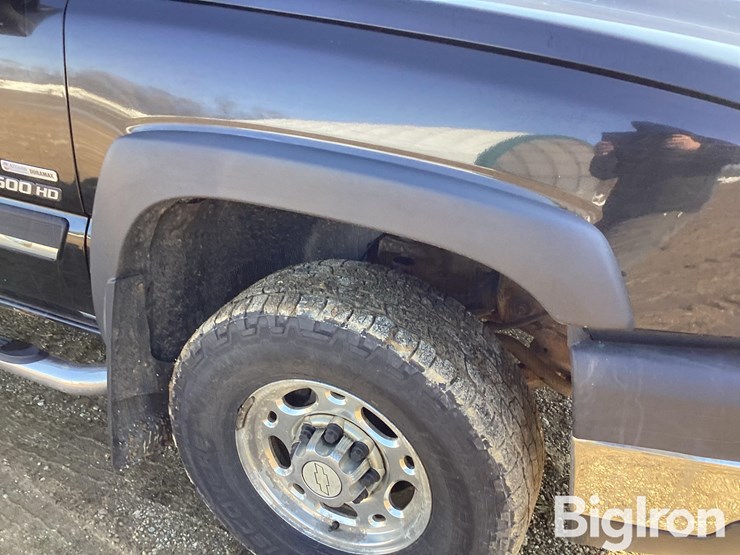 2007-chevrolet-silverado-2500-image-17