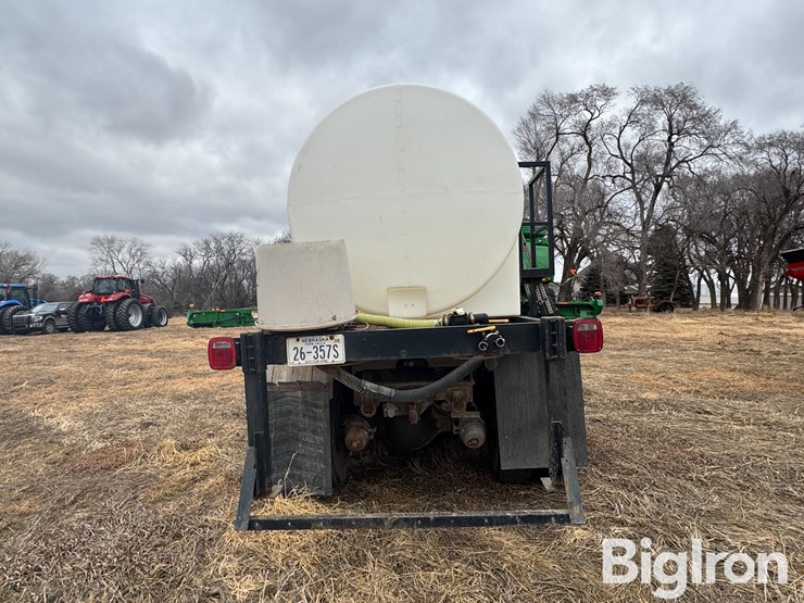 1990-ford-lt8000-image-6