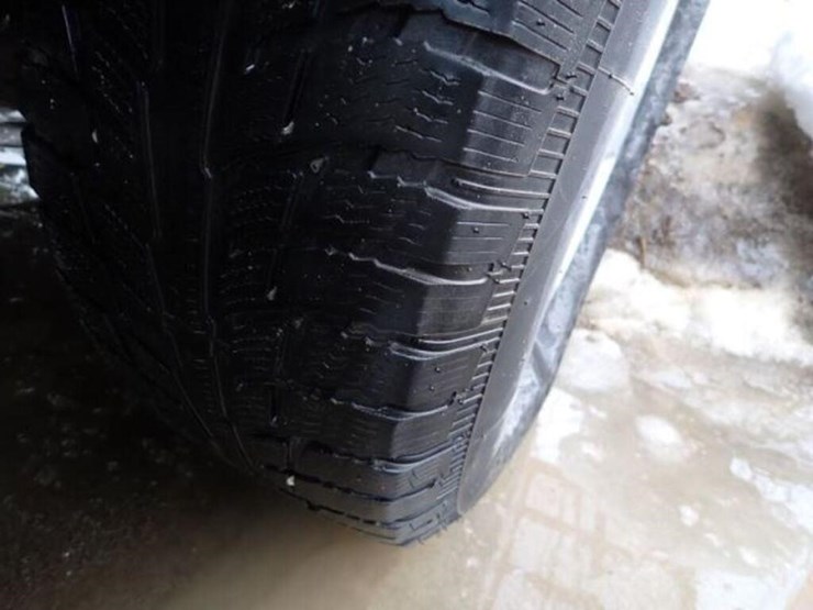 2015-dodge-ram-1500-image-15