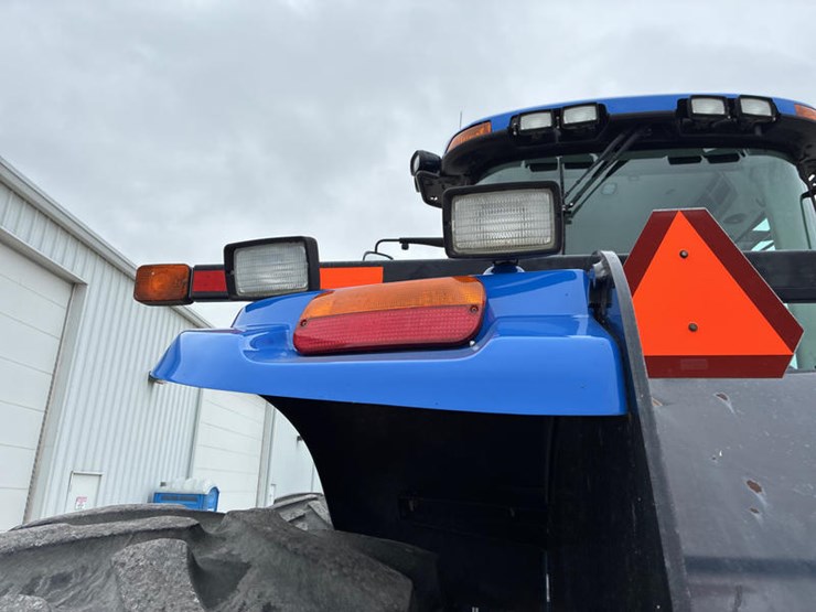 2013-new-holland-t9.505-image-26