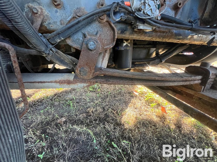 2006-international-7300-image-17