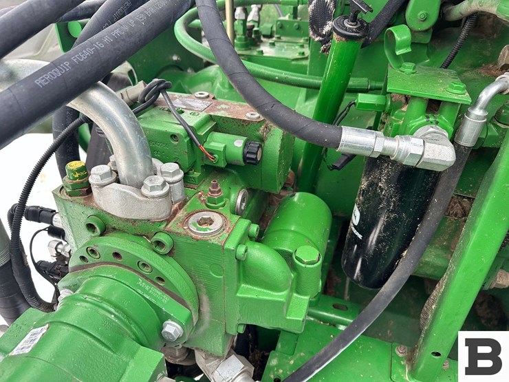 2011-john-deere-9870-sts-image-175