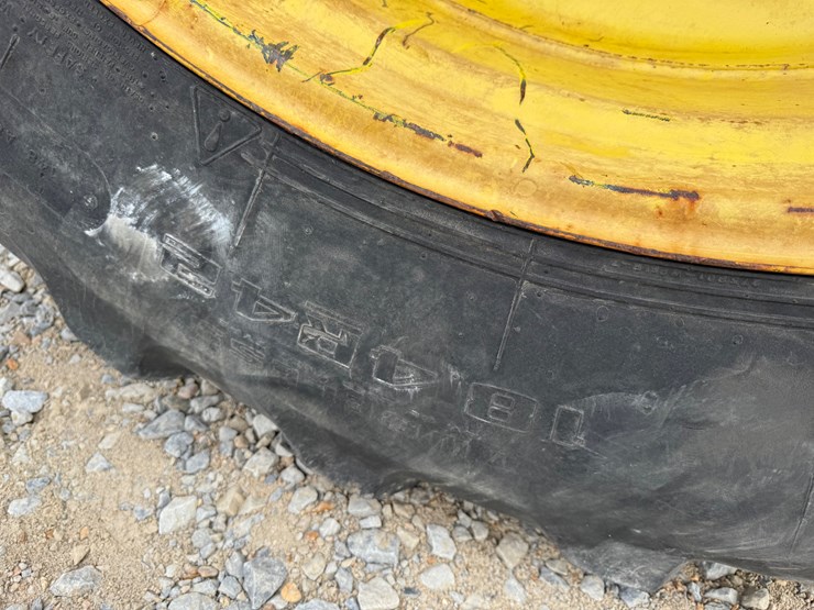 john-deere-7430-image-16