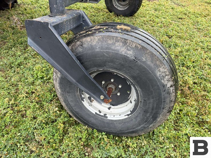 2008-case-ih-wd1203-image-23