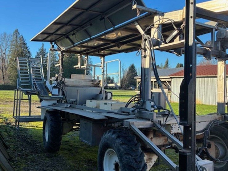 ramsay-highlander,-inc-spmha-80-8b-self-propelled-harvester-image-11