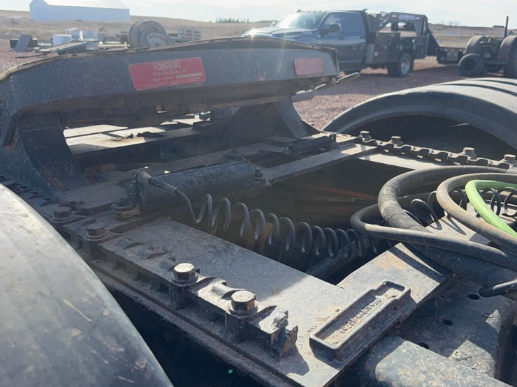 2004-kenworth-w900-image-33