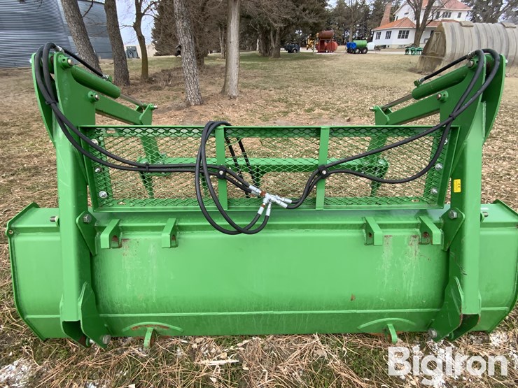 john-deere-8-image-11